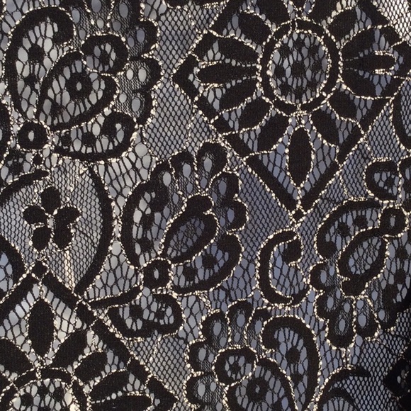 LOFT Lace Cold Shoulder Shear Blouse Sz M - Picture 6 of 11